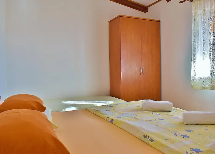 Feniks Apartmani Lopar