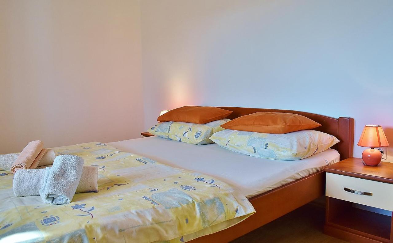 Apartment Feniks