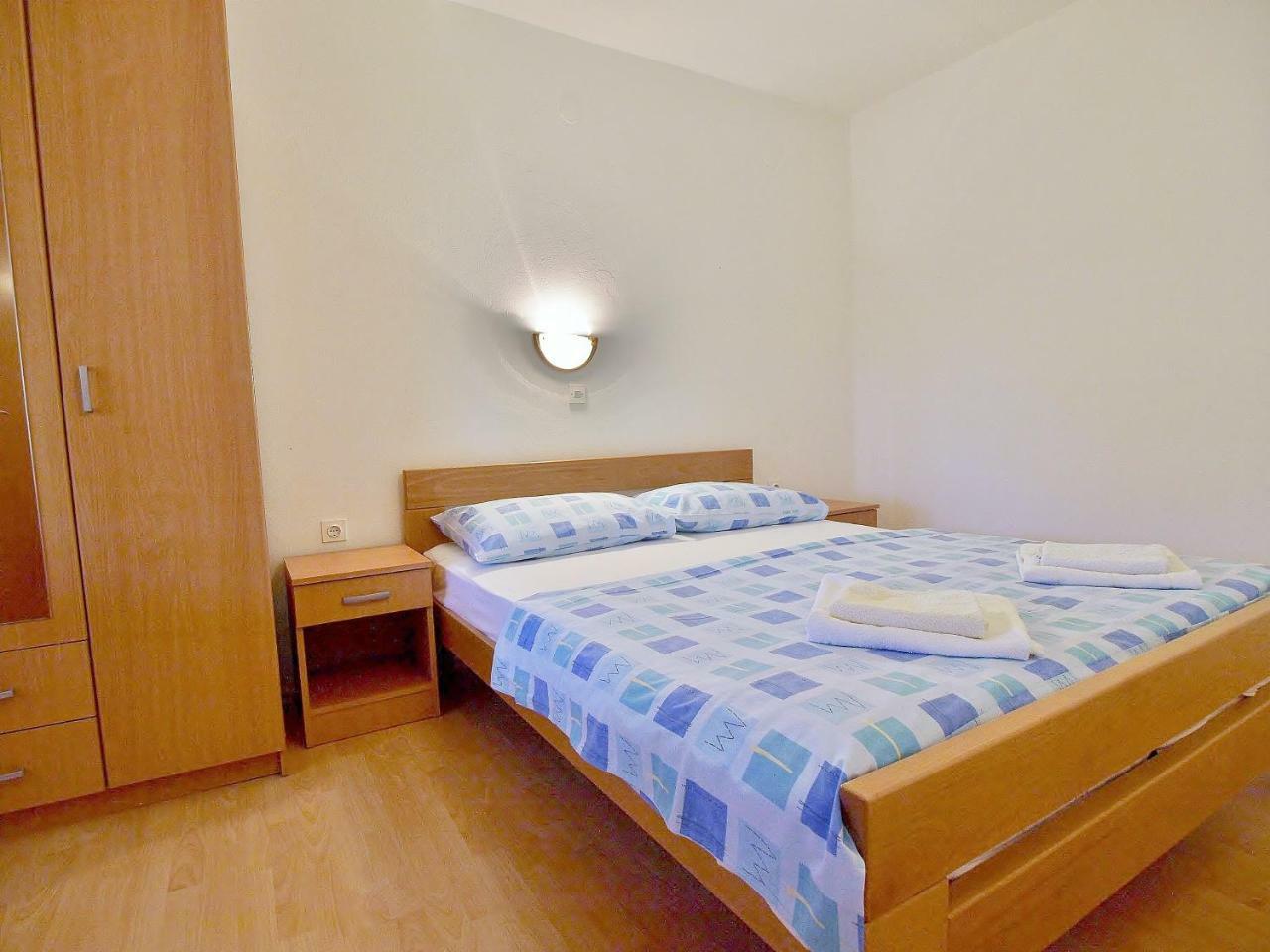 Apartment Feniks *