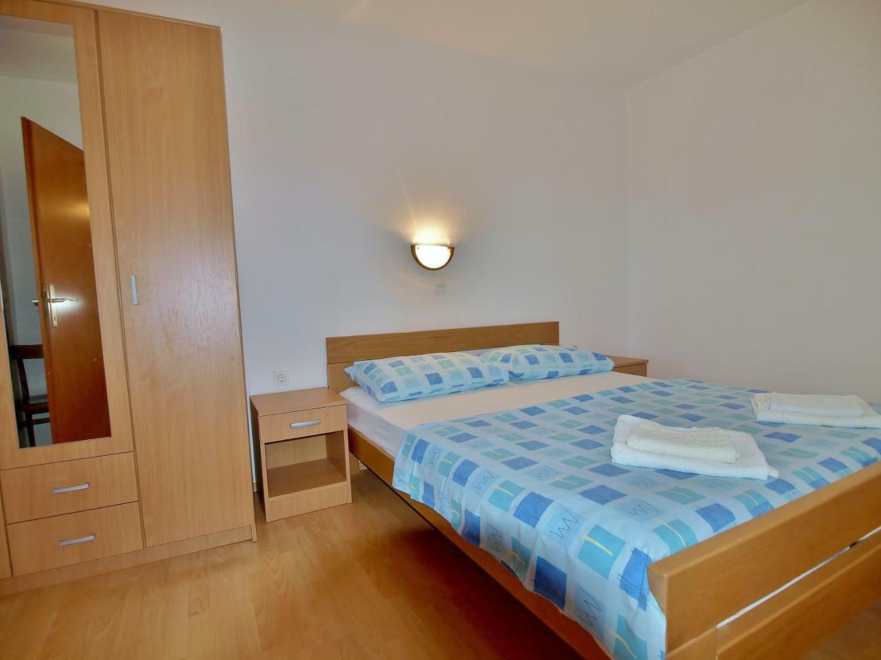 Apartment Feniks Lopar