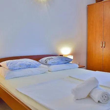 Feniks Apartmani Lopar Exterior photo